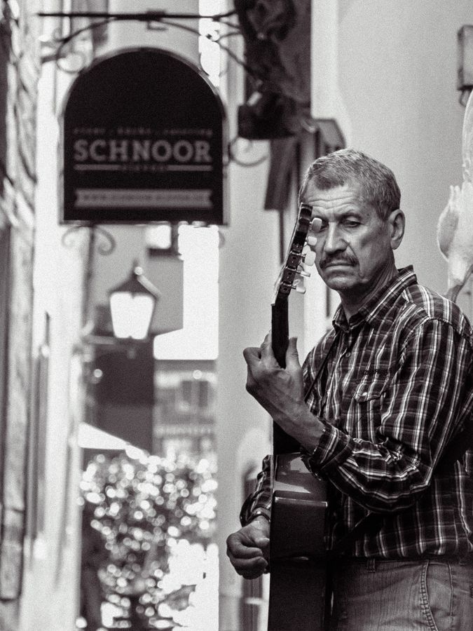 Emir Al Kafadji - The musician.jpg