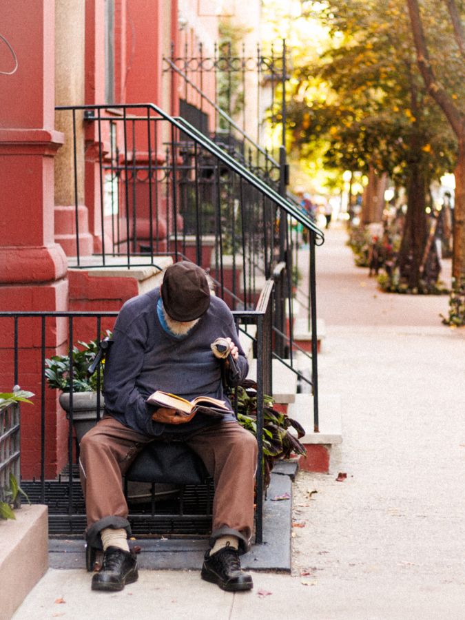 Emir Al Kafadji - Lost in the pages.jpg